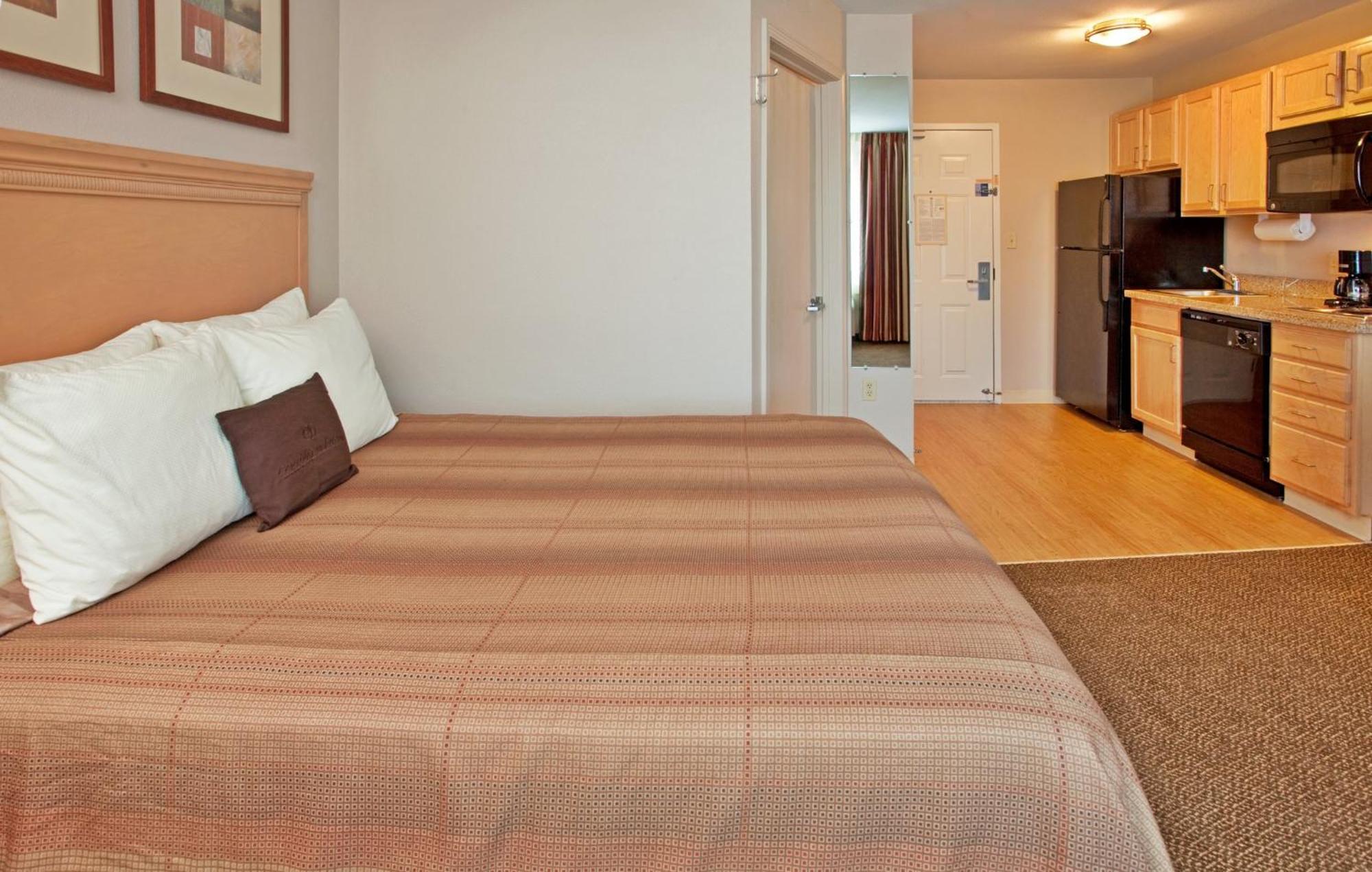Candlewood Suites Junction City - Ft. Riley By Ihg Zewnętrze zdjęcie