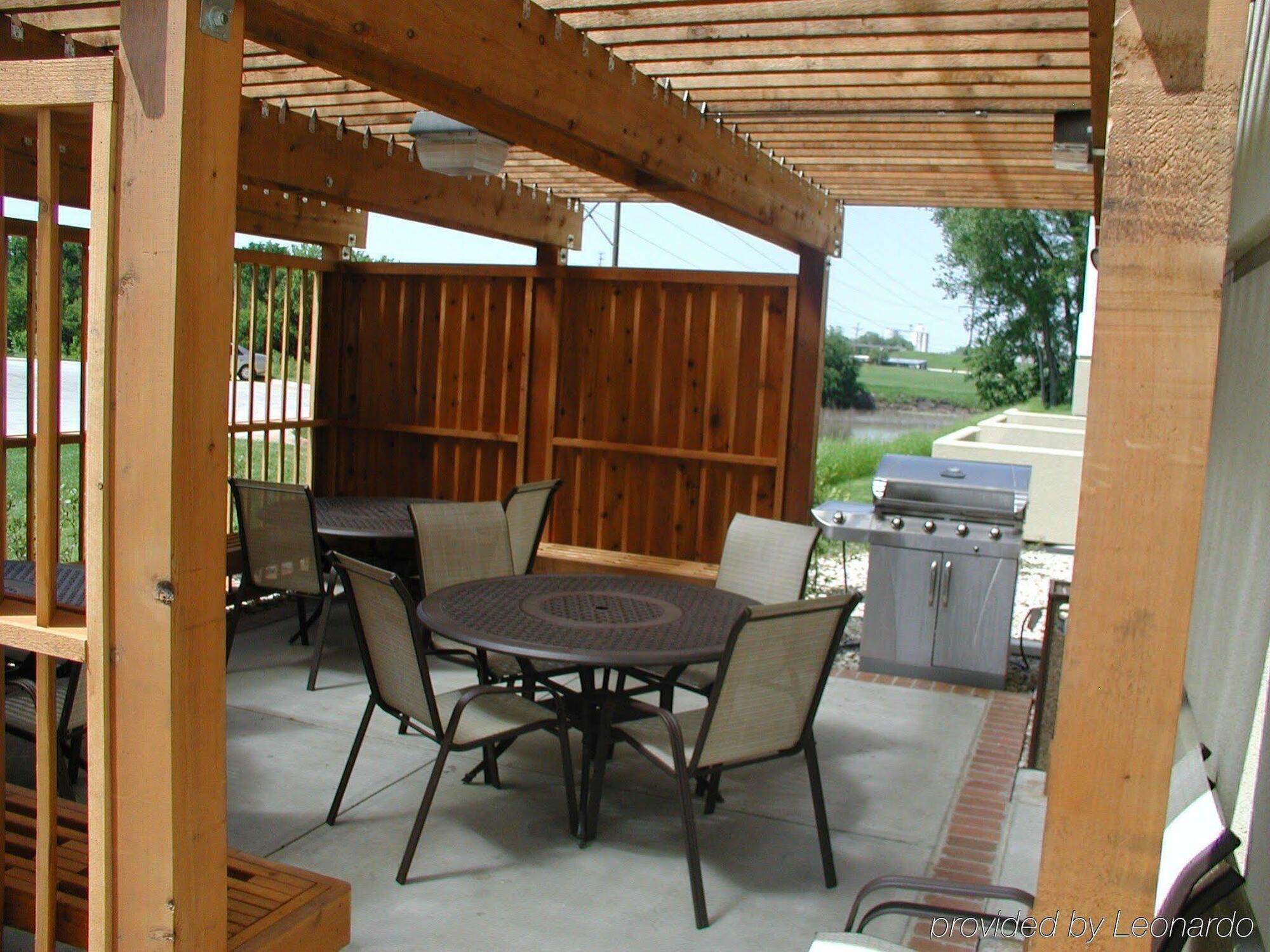 Candlewood Suites Junction City - Ft. Riley By Ihg Zewnętrze zdjęcie